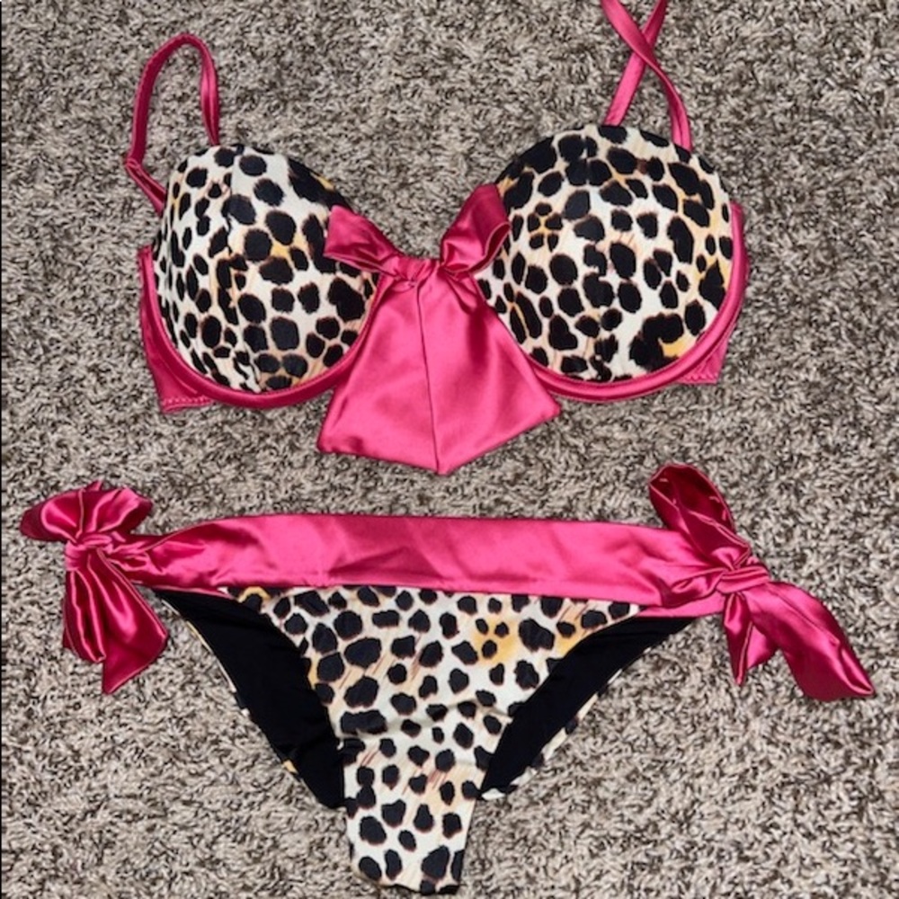 Please help me find these beach bunny suits in XL or XL/ L sets